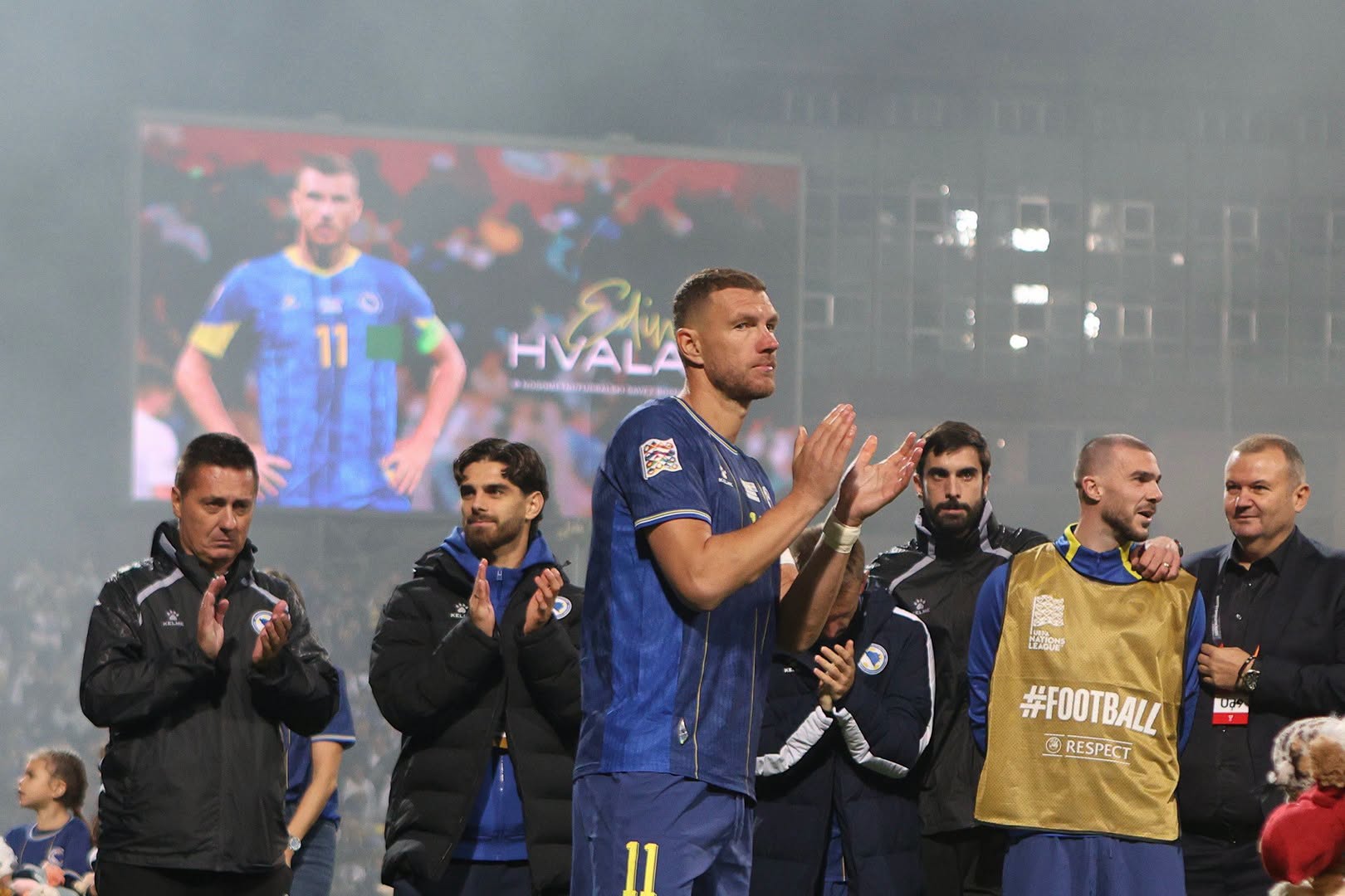 UEFA žestoko kaznila NSBiH: Zbog oproštaja Edina Džeke Savez mora izdvojiti veliki novac!